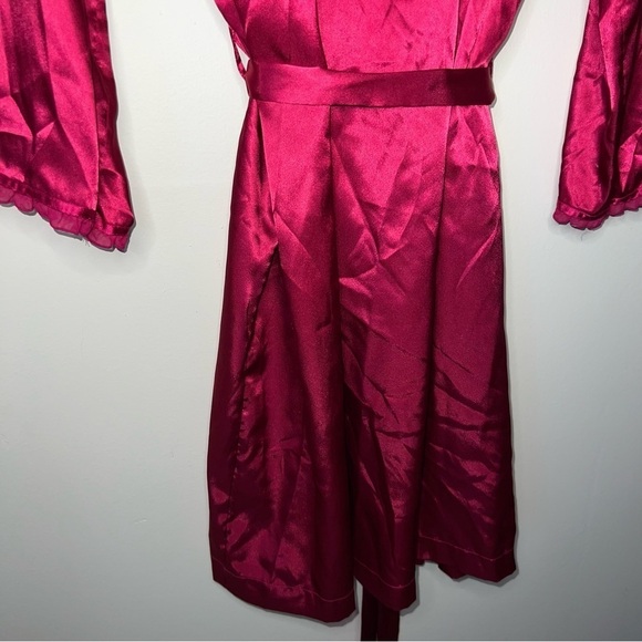 Adonna Silky Hot Pink Robe with Belt Size Medium - Picture 3 of 8